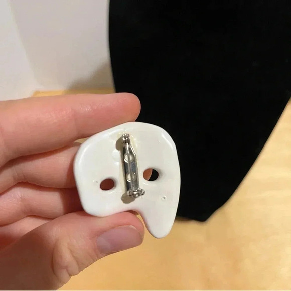 Handmade Phantom of the Opera Brooch Pin White - Picture 4 of 6